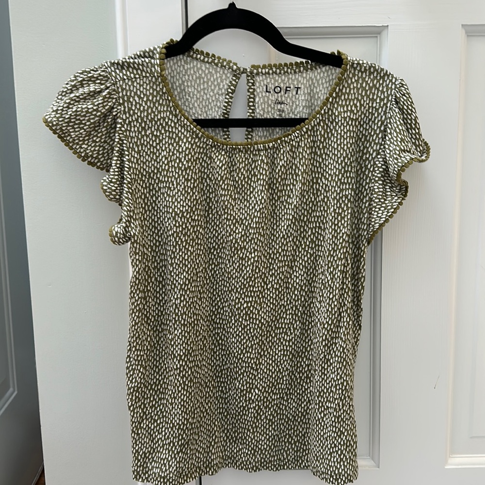 Size small Loft blouse